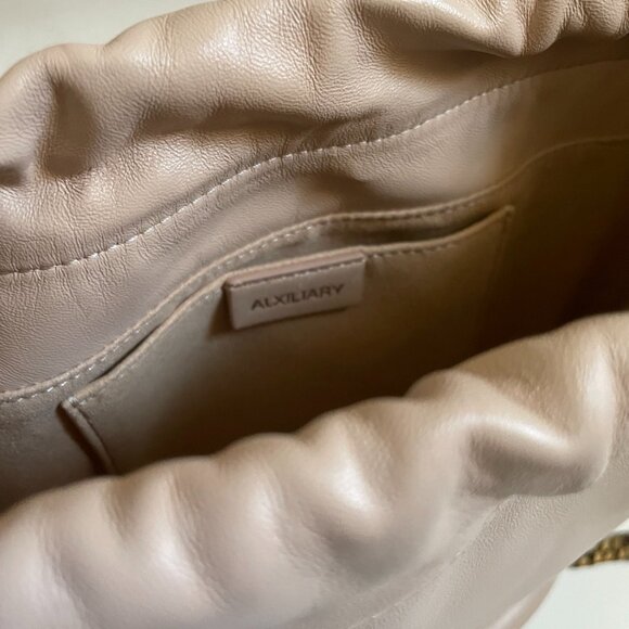 Auxiliary Drawstring Crossbody Bag - Picture 9 of 11